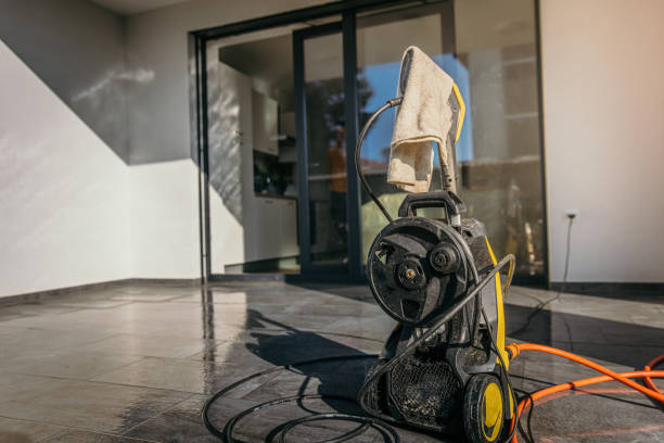 Best Animal Enclosure Cleaning  in Oregon, IL